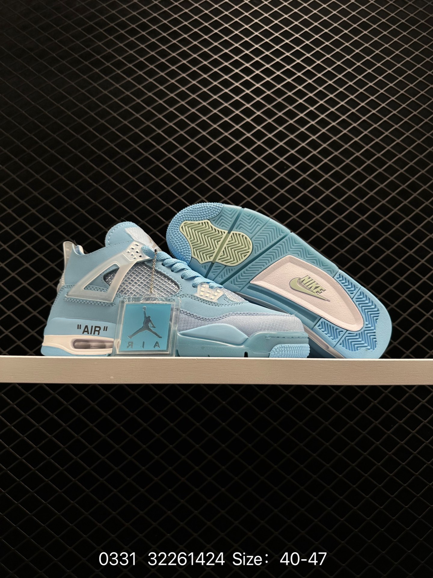 Off-White™ x Air Jordan 4  